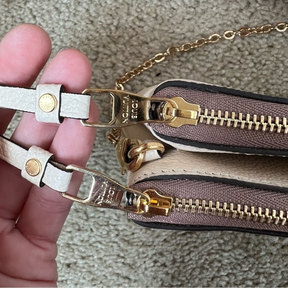 Louis Vuitton double zip pochette empreinte leather crème rose de bois rosewood - Picture 14 of 16